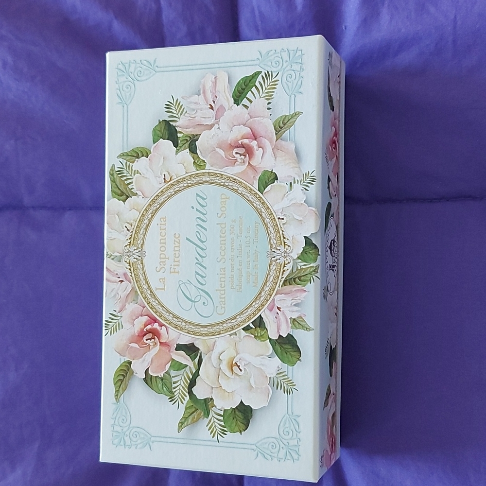 NWOT Gardenia Scented Soap